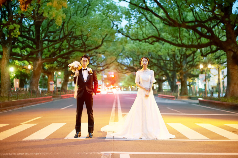 フォトウェディング&前撮り／ドレスロケ・県庁楠並木通り