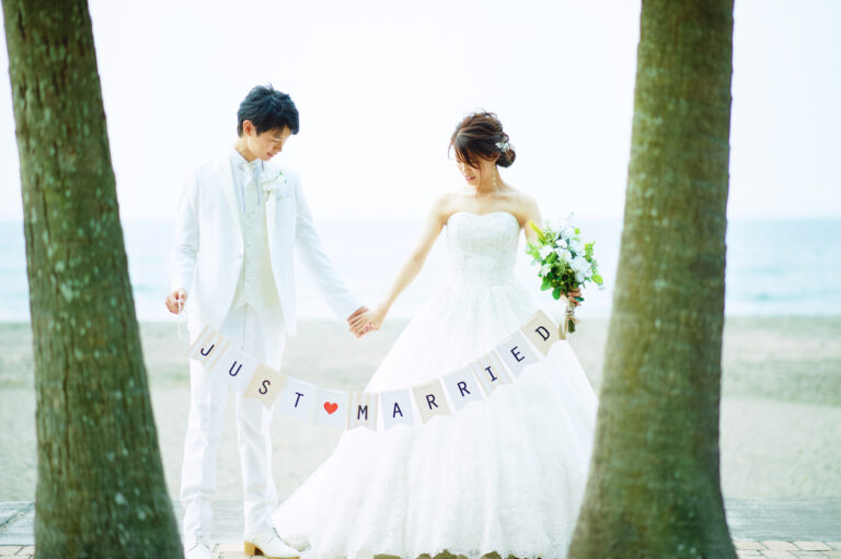 フォトウェディング&前撮り／ドレスロケ・青島の海